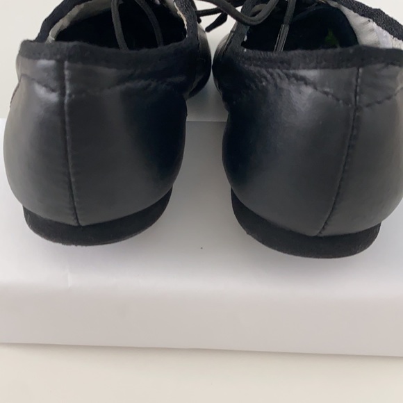 Capezios Dance shoes - Picture 8 of 9